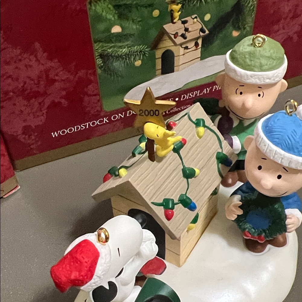 Hallmark Peanuts Keepsake Ornaments Set - c.2000 - Picture 7 of 9
